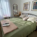 Soba U Vili 10 Metara Od Mora